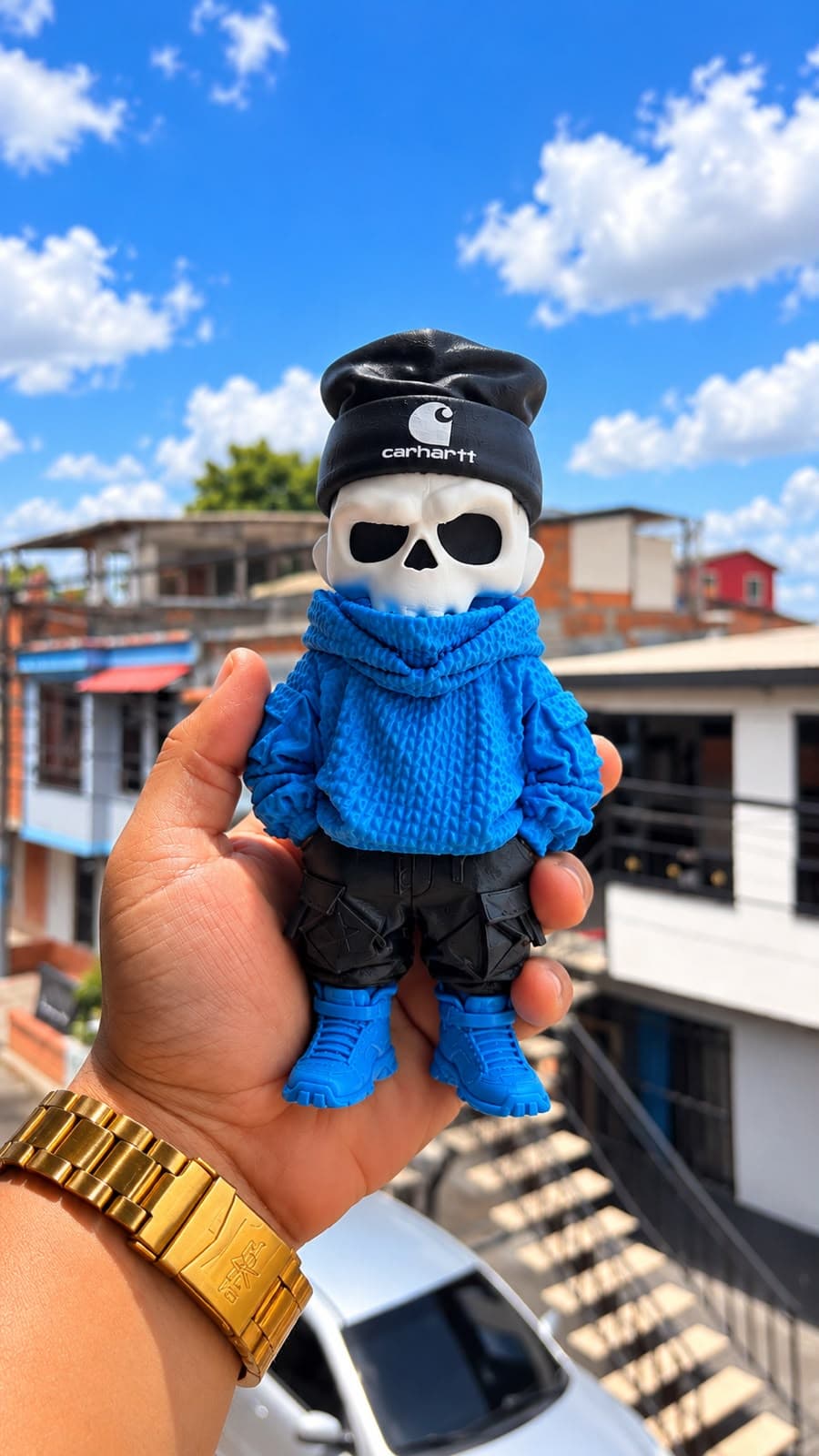 Figura calavera streetwear